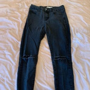 fancy black ripped jeans!